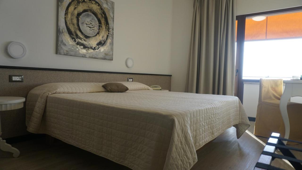 Hotel San Zeno 산 제노 디 몬타냐 외부 사진