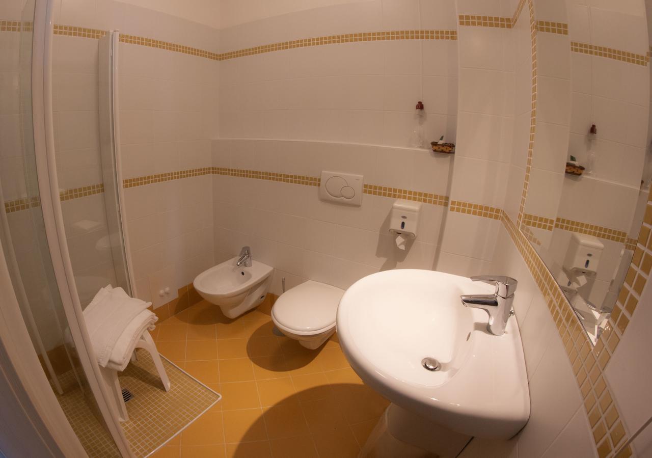 Hotel San Zeno 산 제노 디 몬타냐 외부 사진